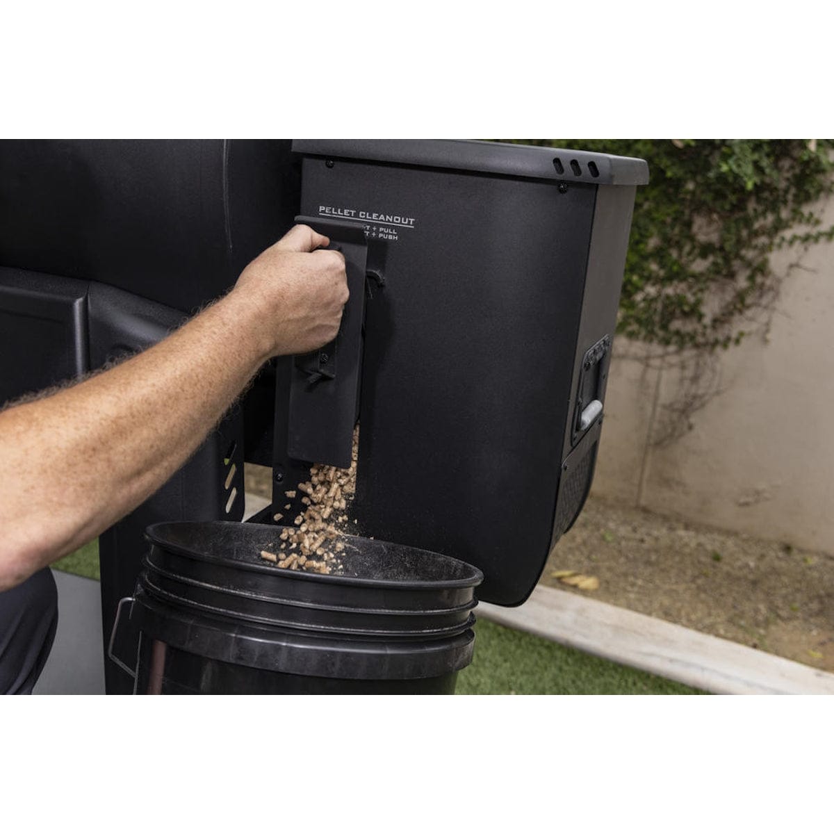 Pit Boss Grills Competition Series 1600 pellet cleanout