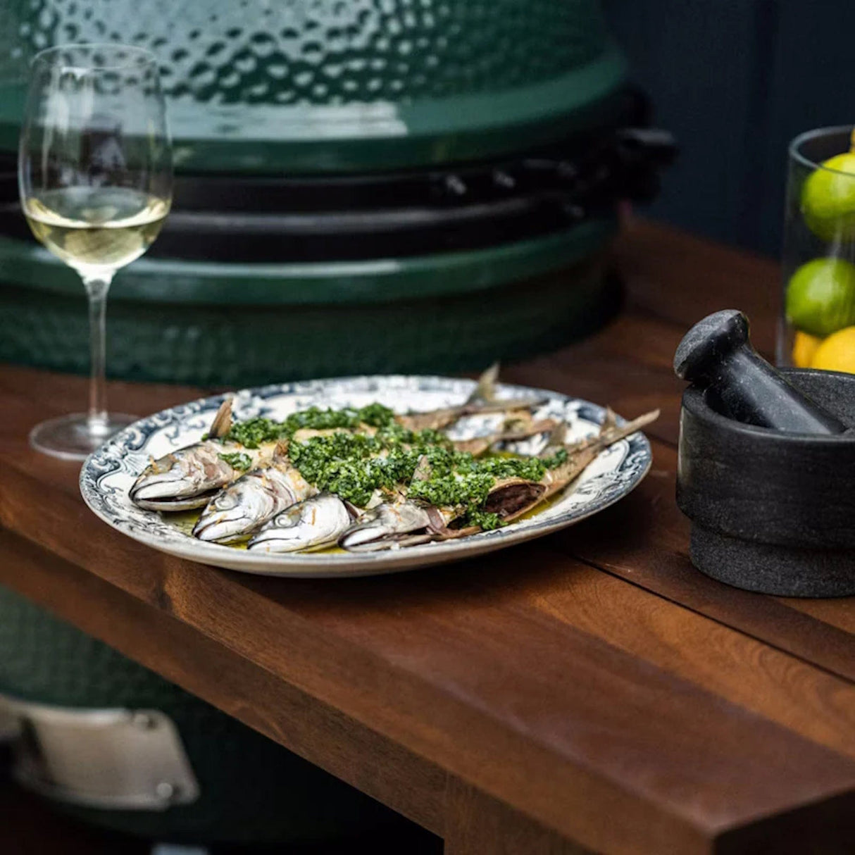 XL EGG Mahogany Table Bundle fish on plate