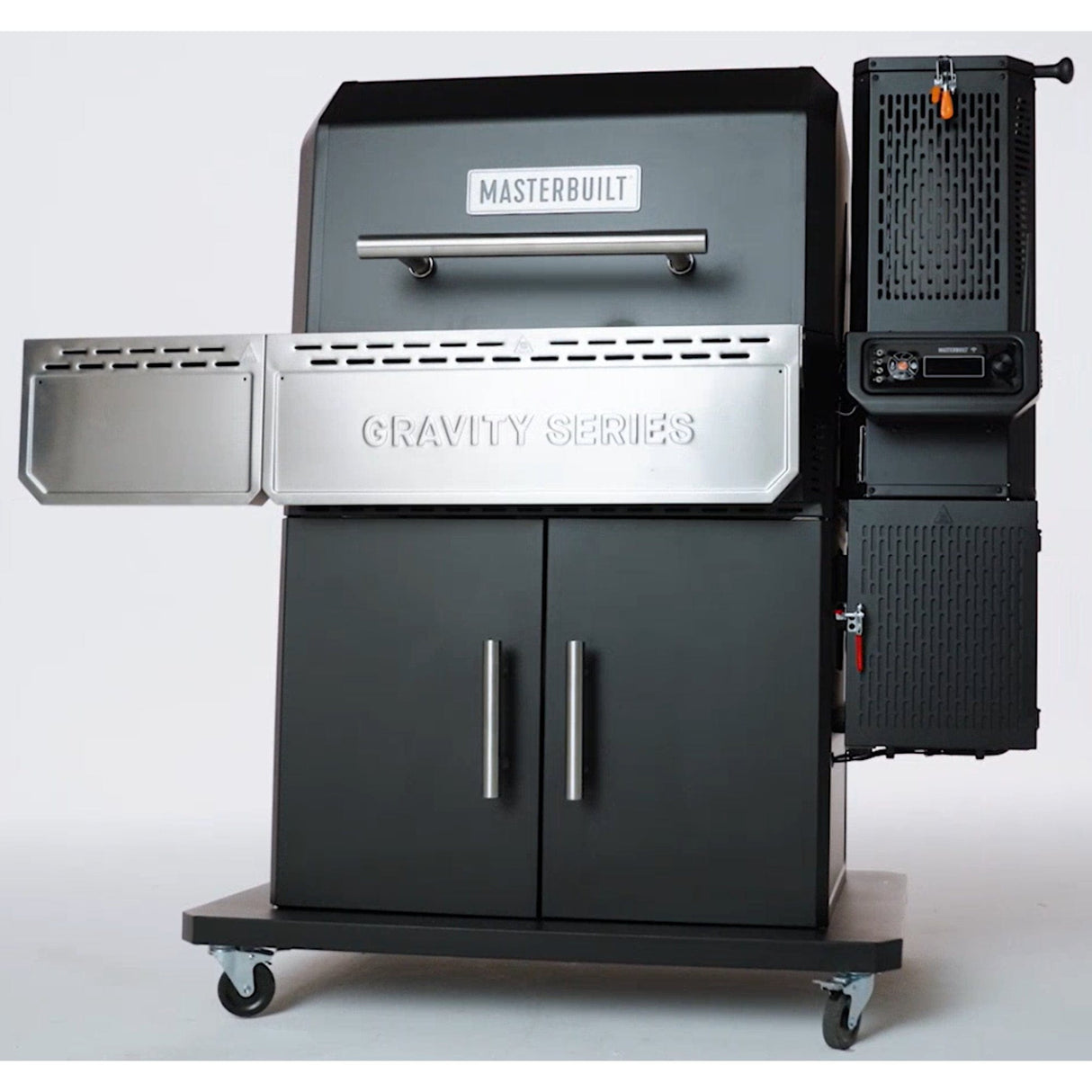 Masterbuilt | Gravity Series 1150 Digital Charcoal Grill & Smoker + Free Gift