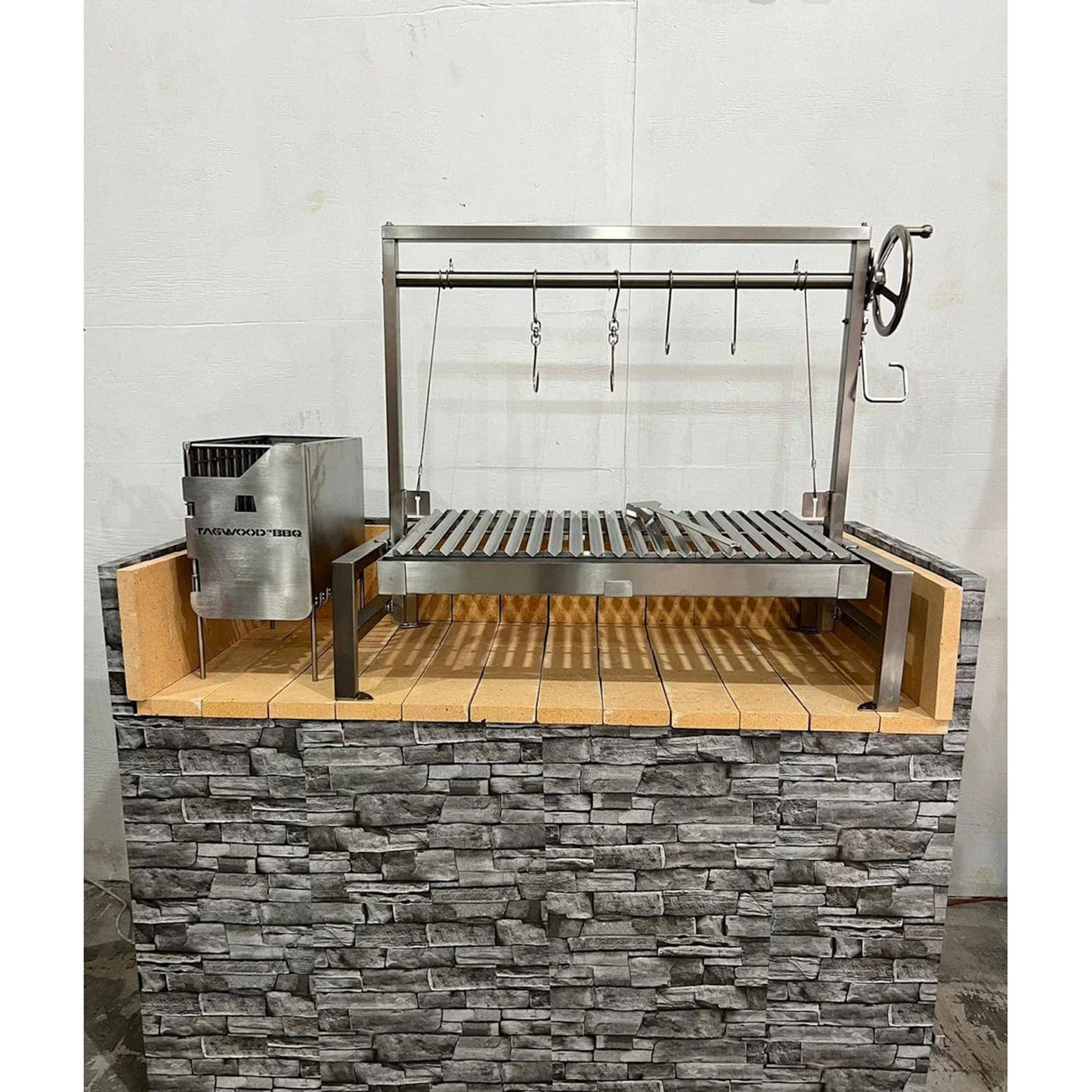 Tagwood BBQ | Argentine Wood Fire & Charcoal Gaucho Grill | BBQ09SS