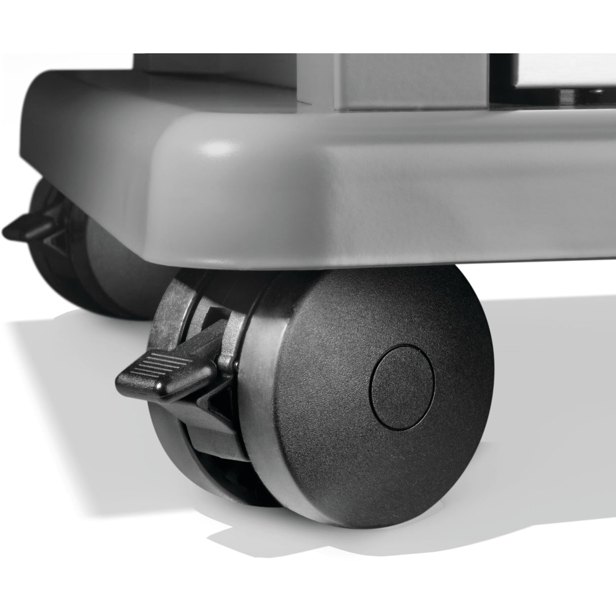 Napoleon Rogue PRO-S 525 Propane Grill wheels