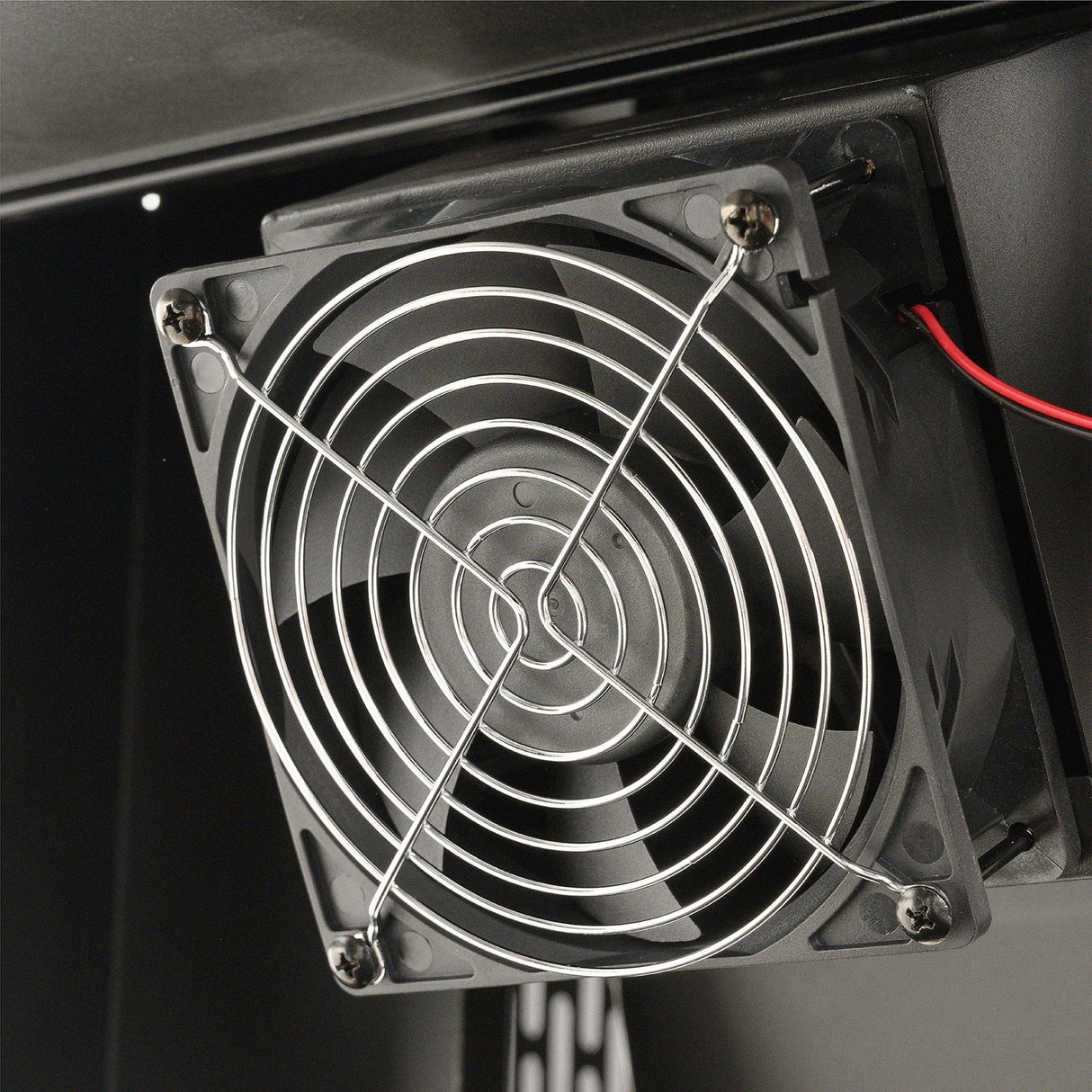 Masterbuilt Gravity Series 600 Digital WiFi Charcoal Grill and Smoker + 8 Bags Of Charcoal