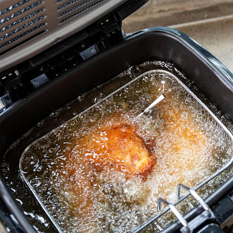 MEATER Pro Duo WiFi Thermometer in frier
