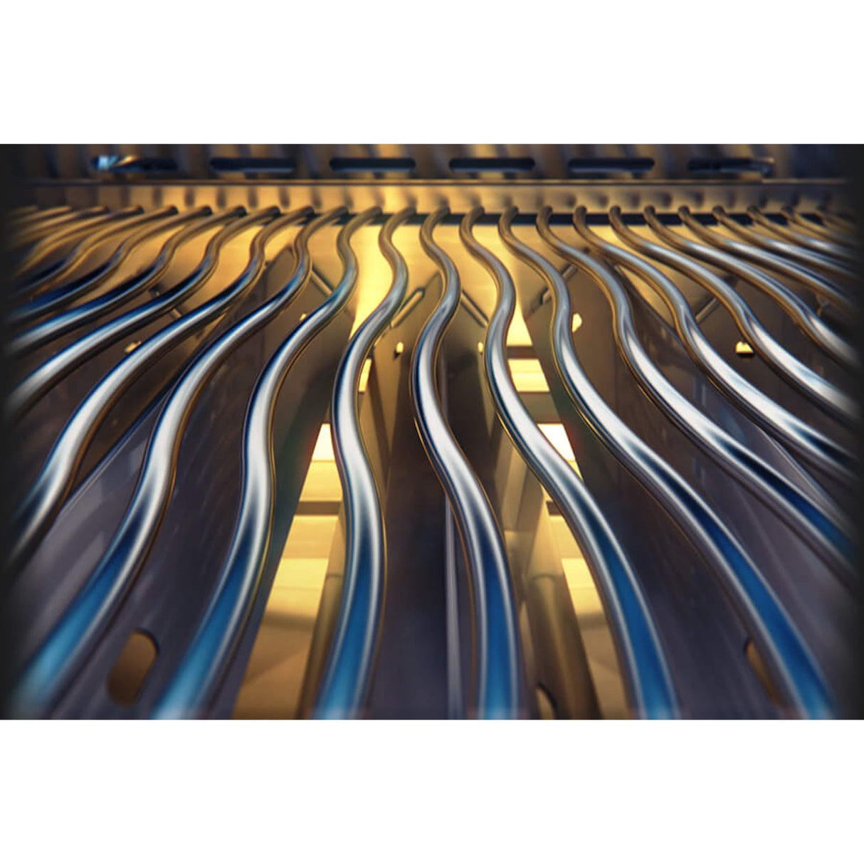 Napoleon Rogue PRO-S 525 Propane Grill shiny griddle