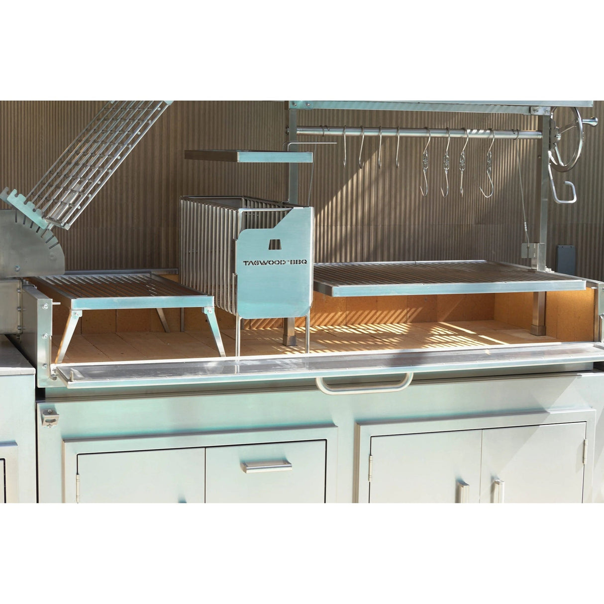 Tagwood BBQ | Argentine Wood Fire & Charcoal Gaucho Grill | BBQ28SS