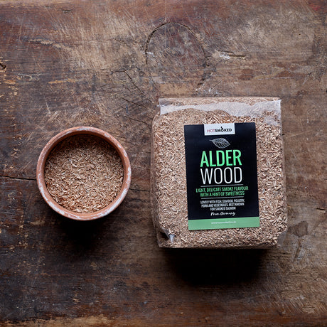 Alder Wood Smoking Dust 500g
top view with sample