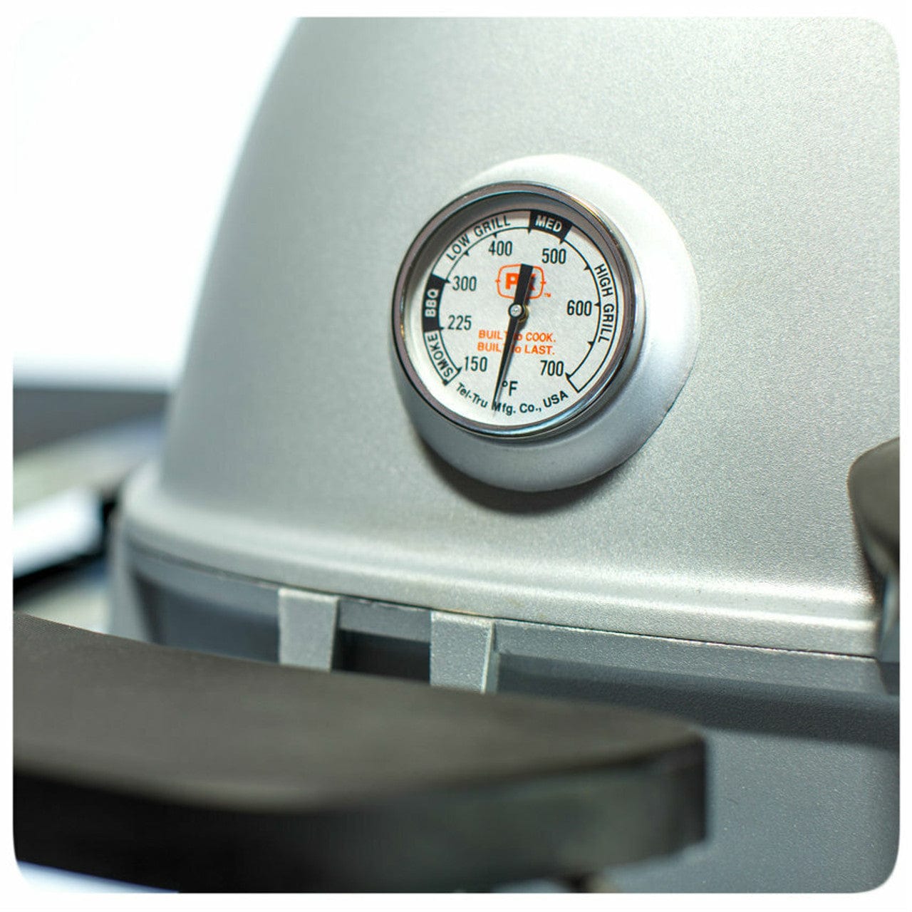 PK360 Aluminium Charcoal Grill & Smoker thermometer