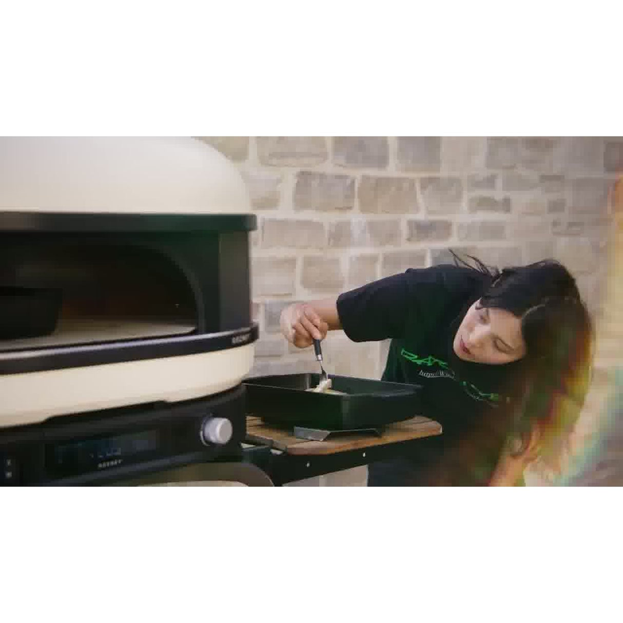 Dome Gen 2 Series Stand woman looking at tray with food