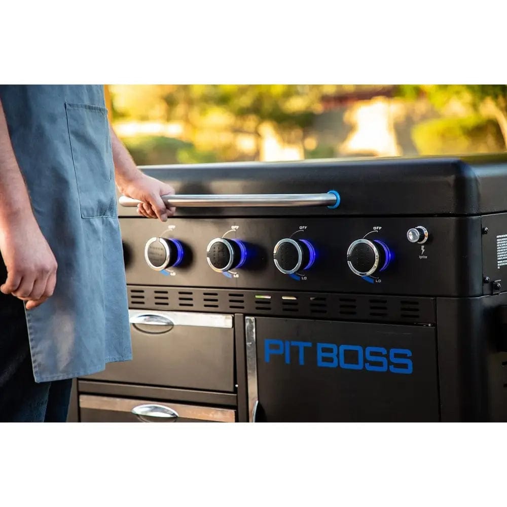 Pit Boss Grills | 5-Burner Ultimate Plancha + Free Tool Kit Gas Griddles