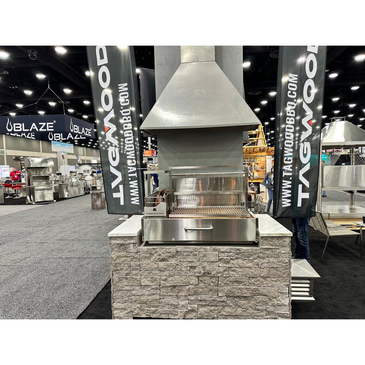 Tagwood BBQ | Argentine Wood Fire & Charcoal Gaucho Grill | BBQ25SS