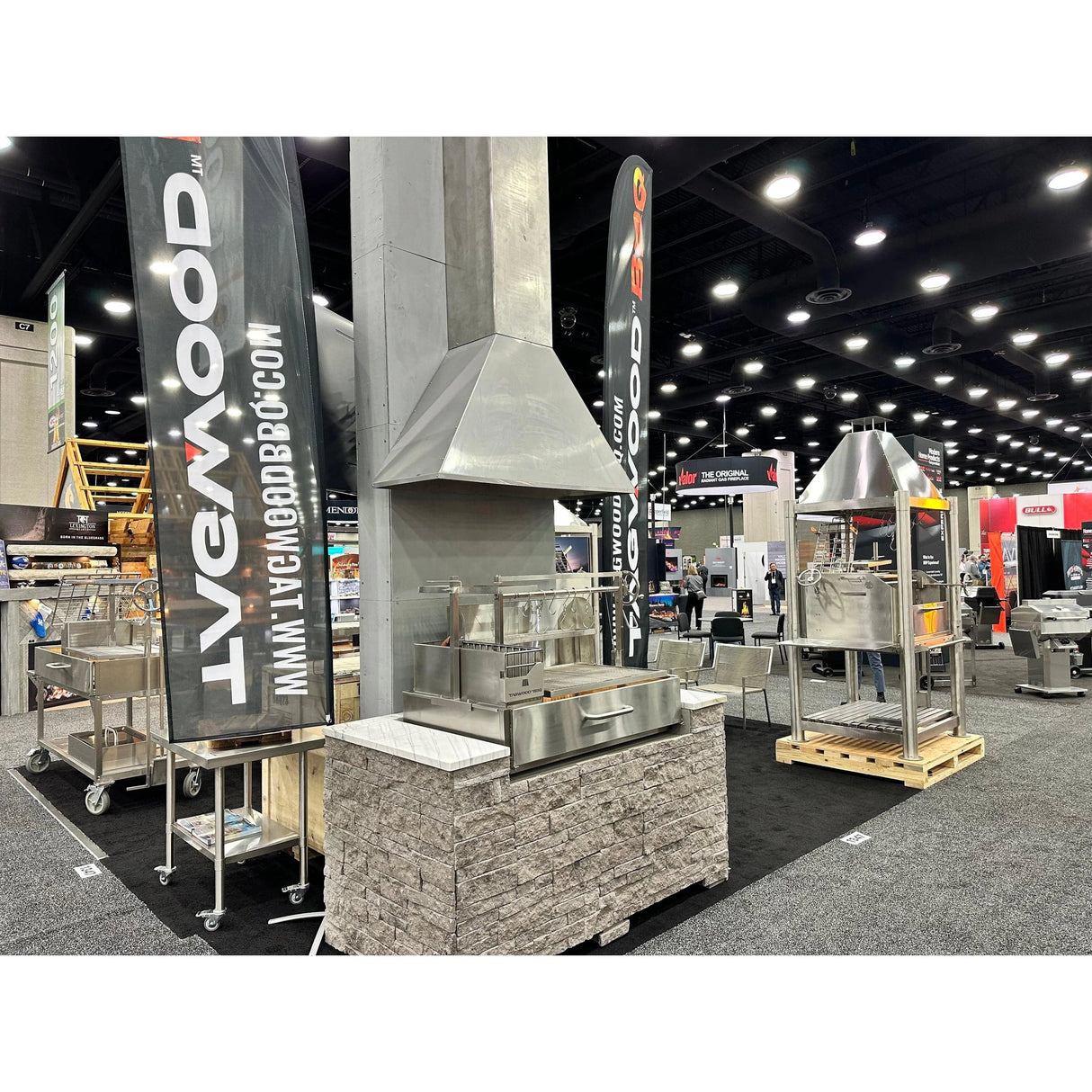 Tagwood BBQ | Argentine Wood Fire & Charcoal Gaucho Grill | BBQ25SS