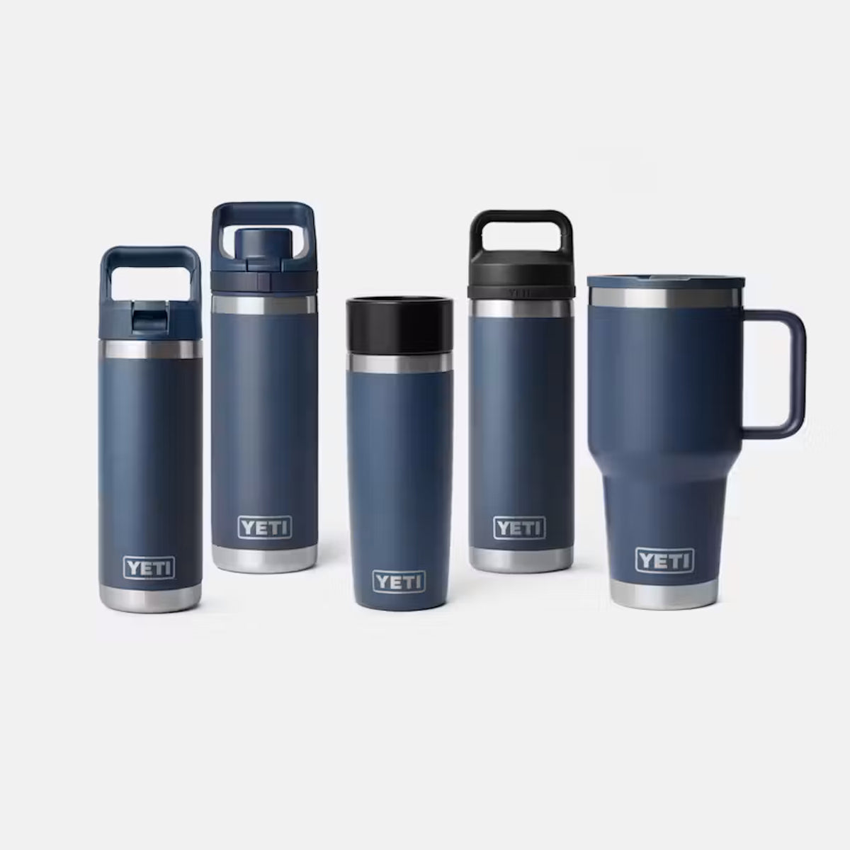 YETI | Rambler® 20 oz (591 ml) Travel Straw Mug | With Colour-Matched Straw Lid | Navy