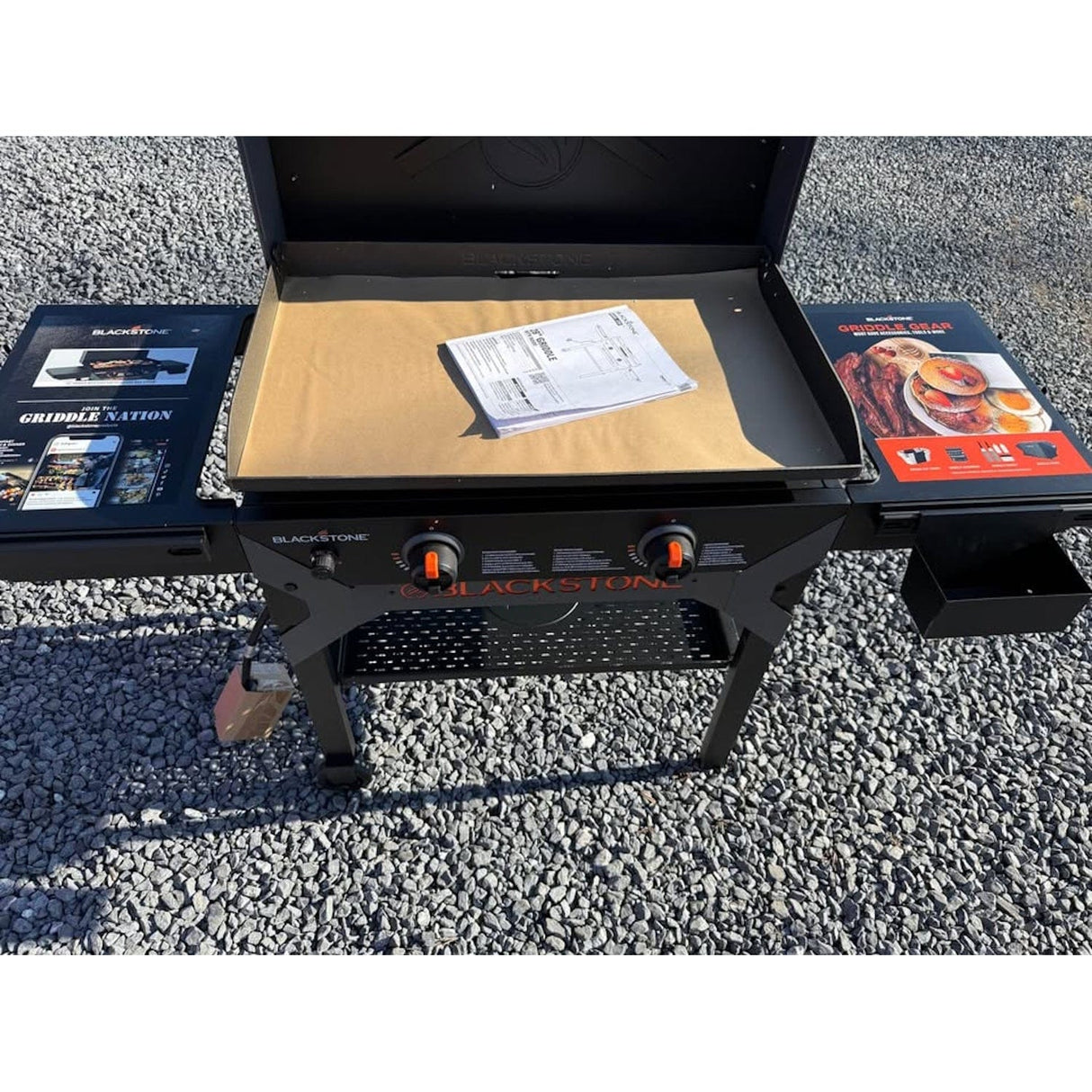 Blackstone | Iron Forged 28 Inch Gas Griddle with Hood