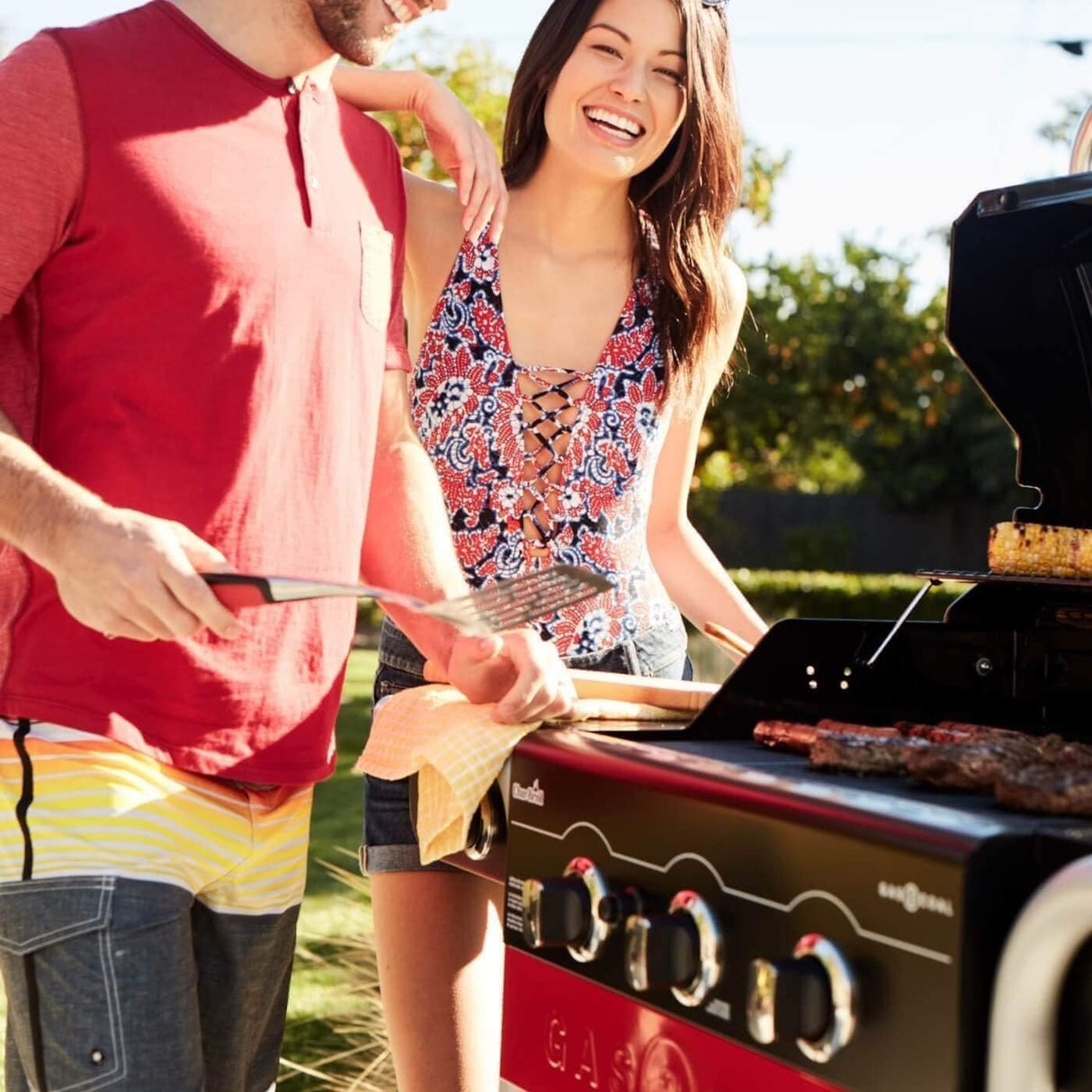 Char-Broil | Gas2Coal® 2.0 330 | 3+1-Burner Hybrid Grill