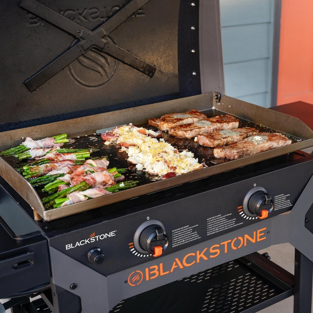 Blackstone | Iron Forged 28 Inch Gas Griddle with Hood