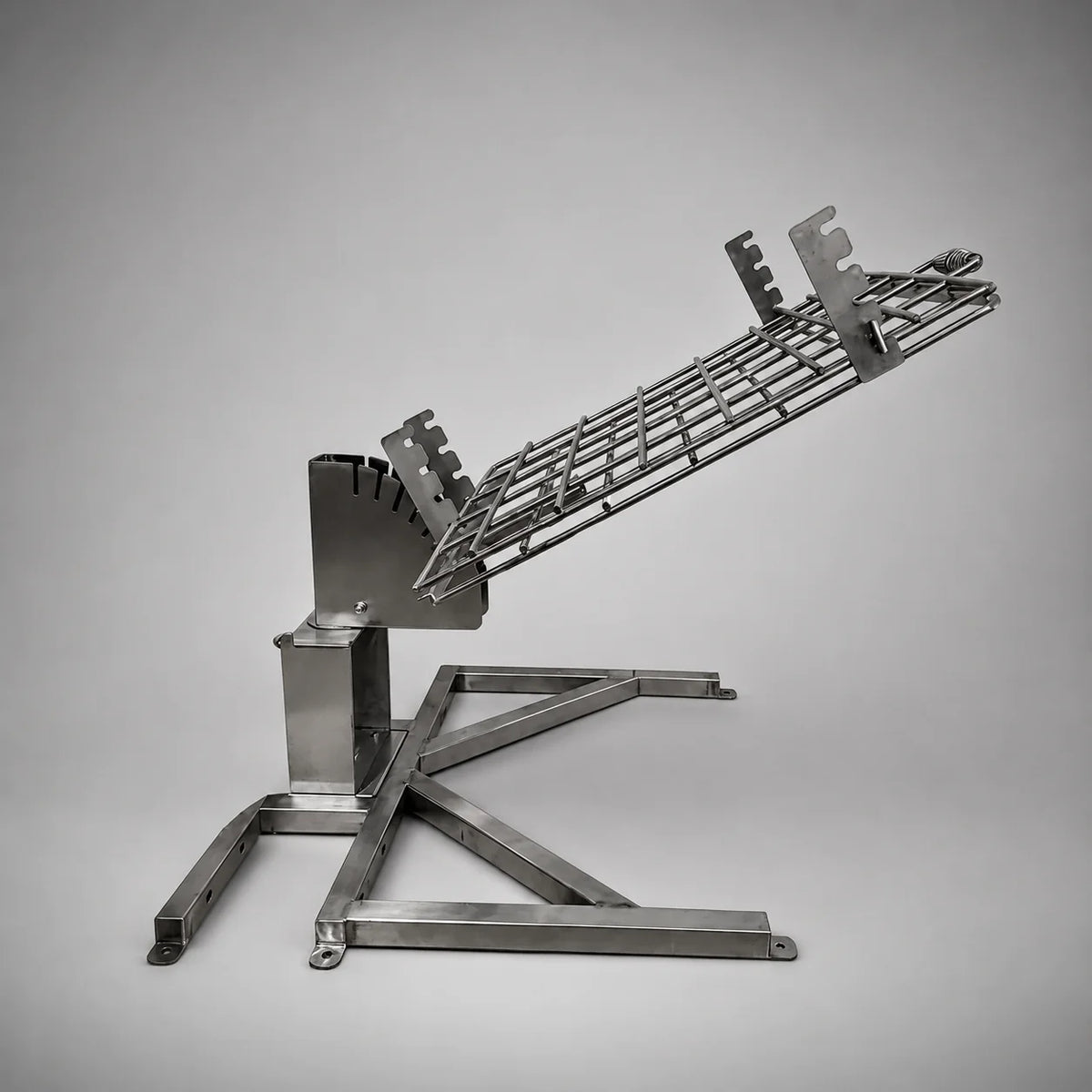 Tagwood BBQ | Basement Clamp Grill | BBQ94