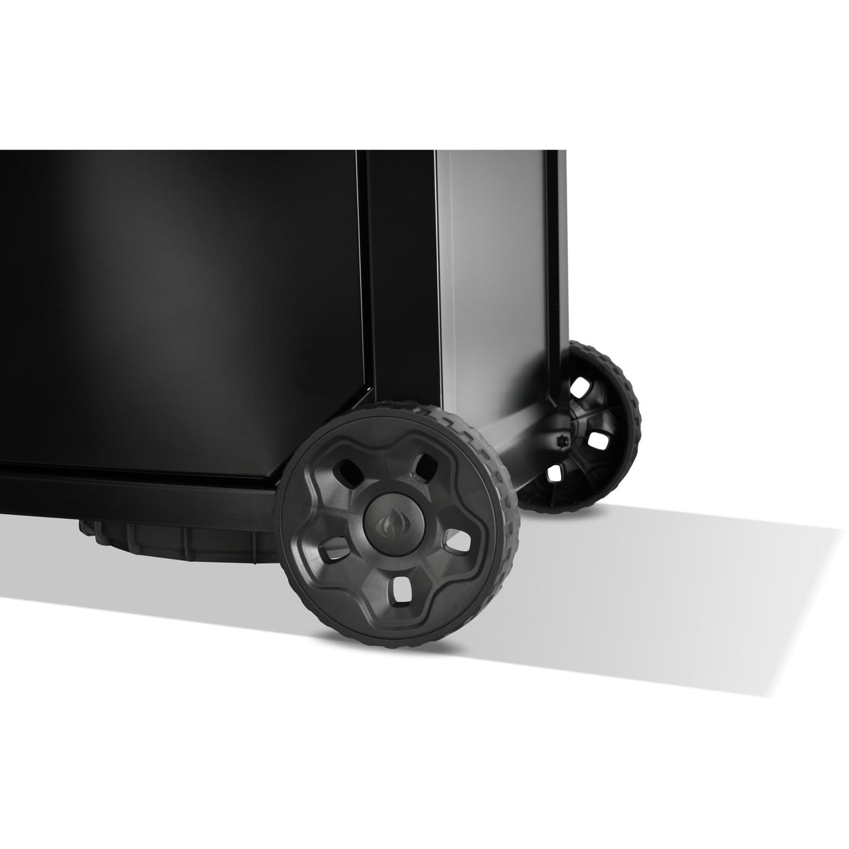 Napoleon | Freestyle™ 365 3-Burner Gas Grill | Black