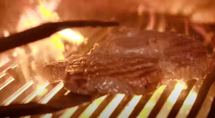 close-up of grilled meat using Masterbuilt Smoke + Sear Grates