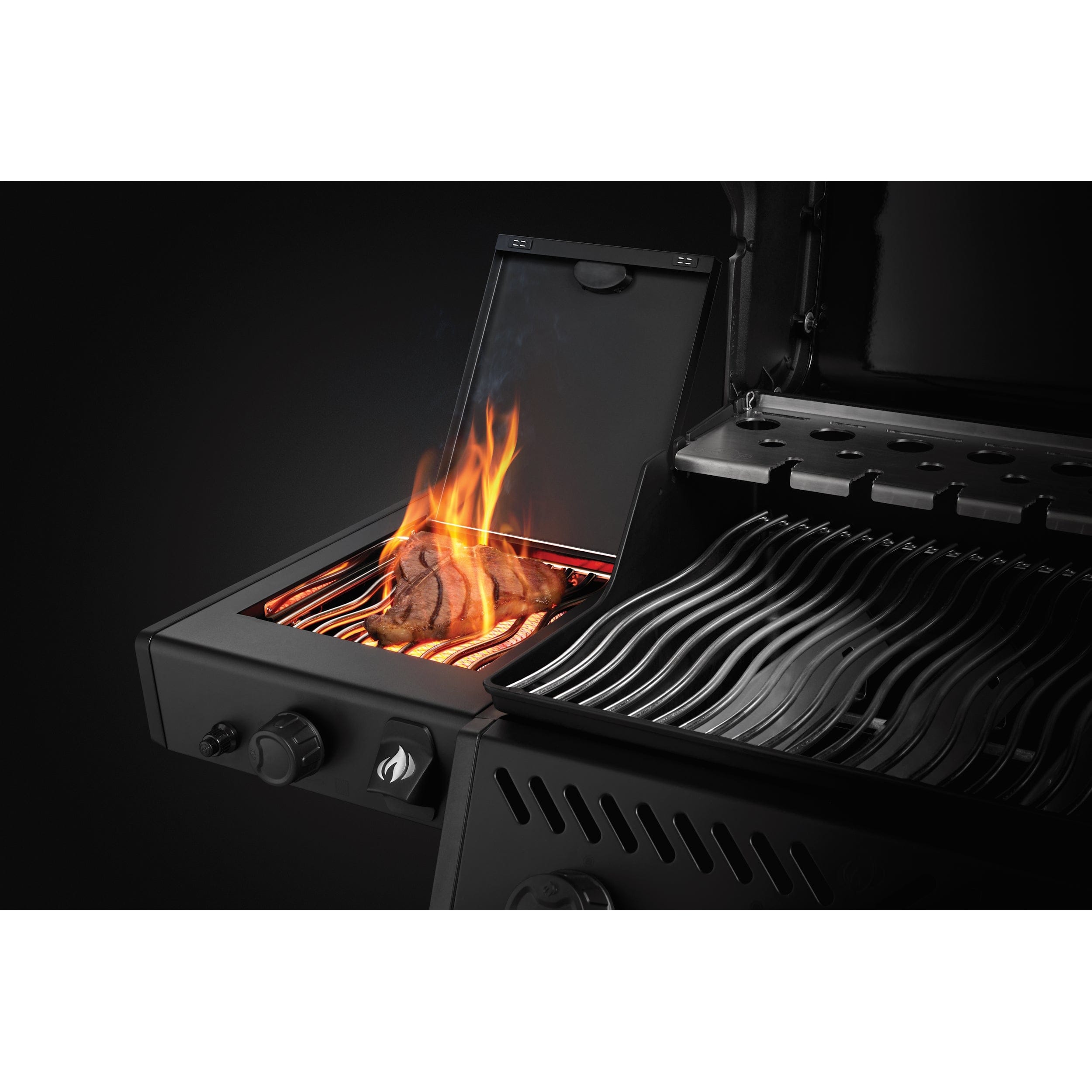 Phantom Freestyle 425 With Infrared Side Burner