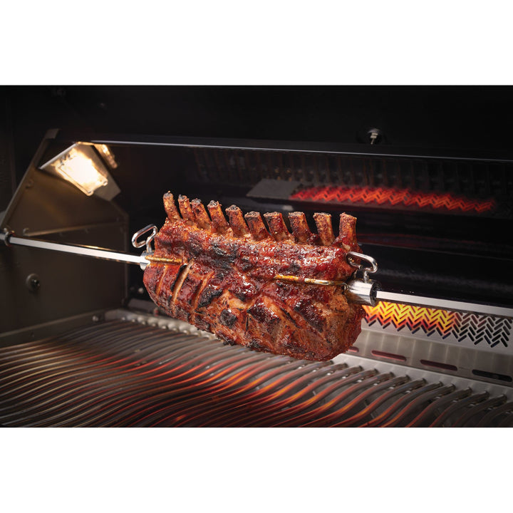 Napoleon Prestige PRO 500 RSIB rotisserie in use