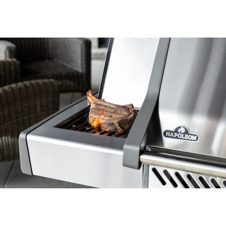 Napoleon Rogue XT 425 SIB steak on stainless steel  side burner