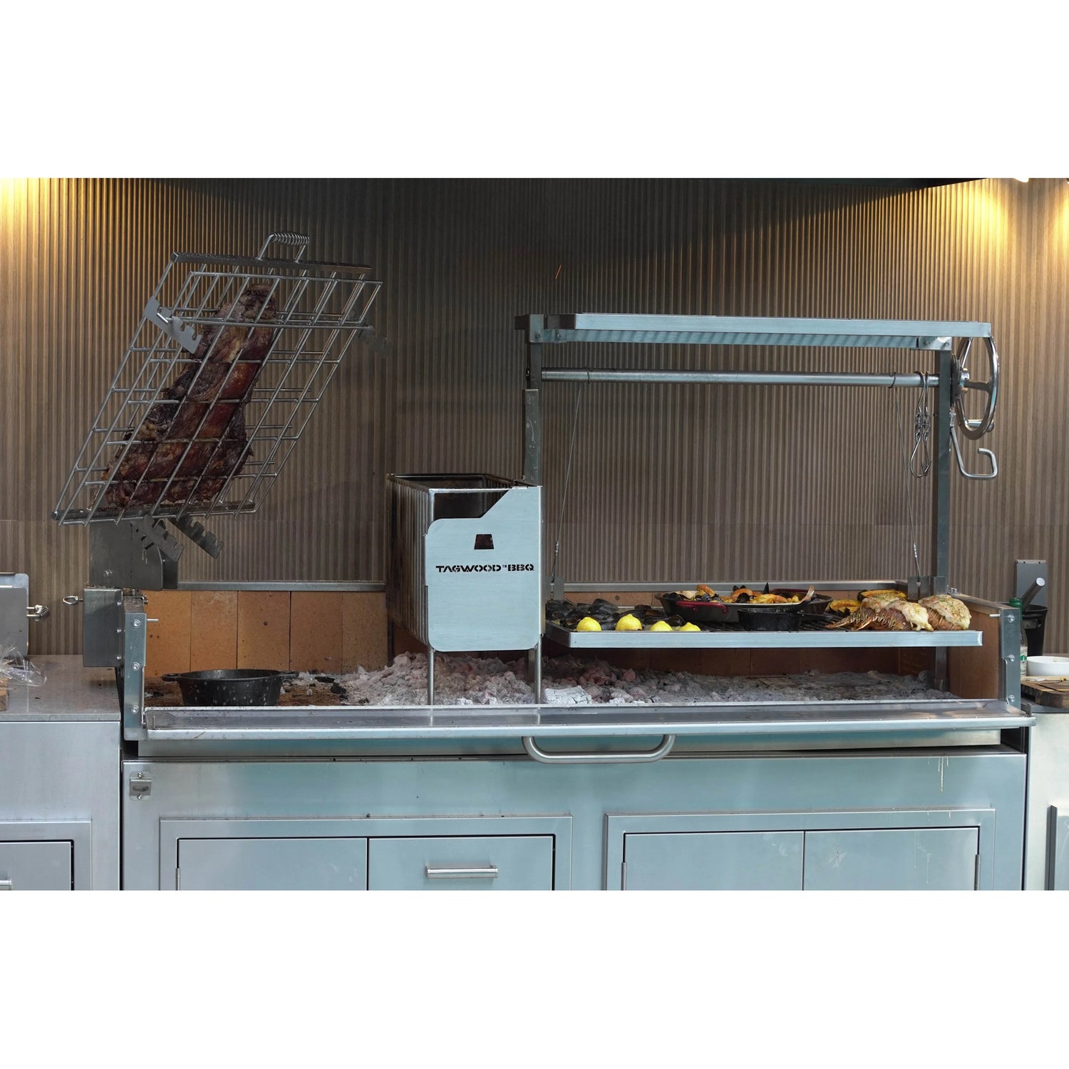 Tagwood BBQ | Argentine Wood Fire & Charcoal Gaucho Grill | BBQ28SS