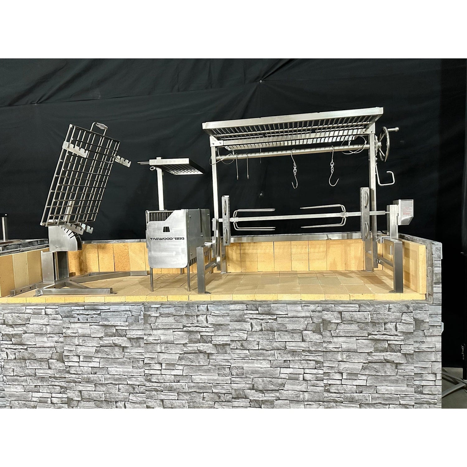 Tagwood BBQ | Basement Clamp Grill | BBQ94