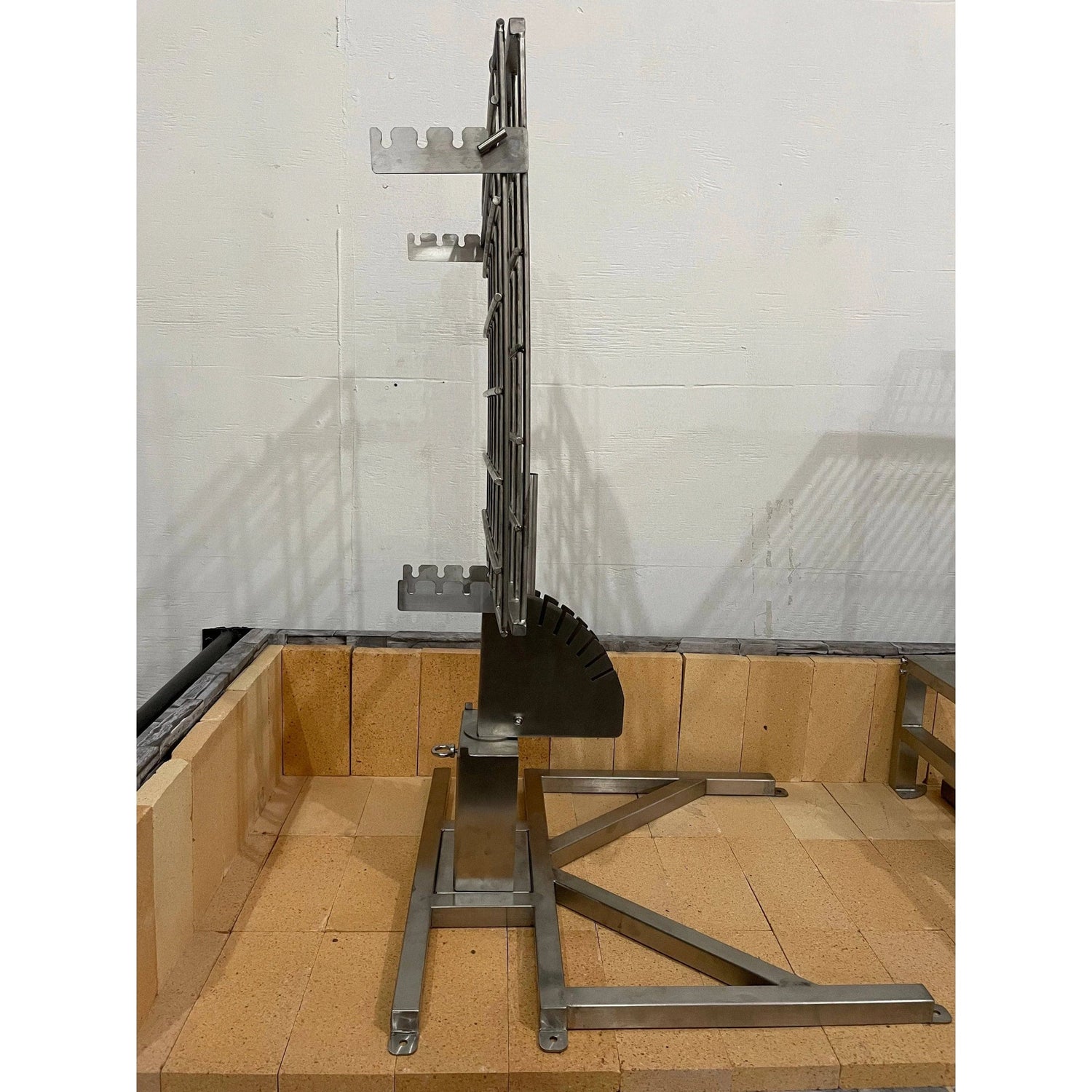 Tagwood BBQ | Basement Clamp Grill | BBQ94