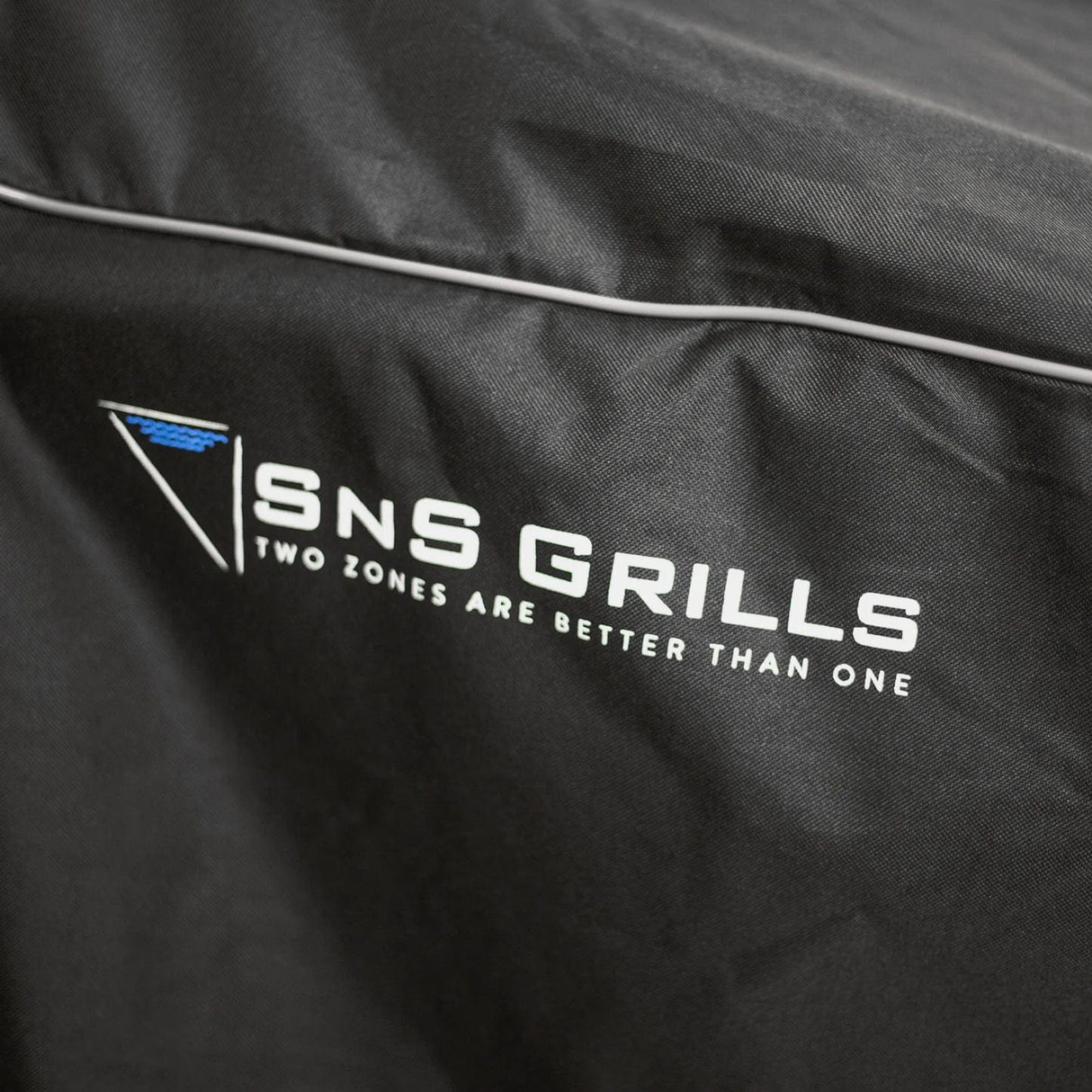 MasterKettle Grill Cover zoom