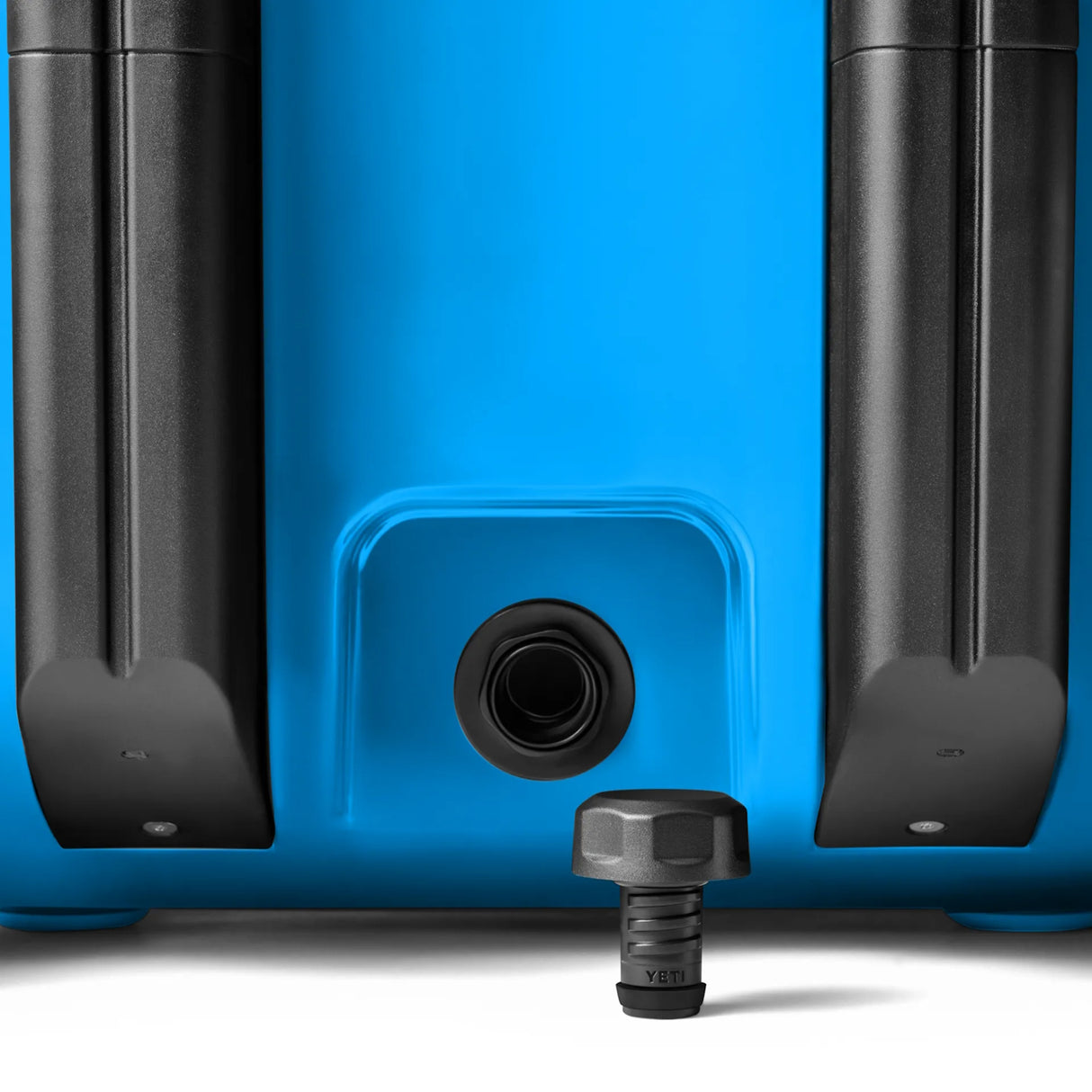 YETI | BestDam™ Drain Plug for Roadie Wheeled Cooler