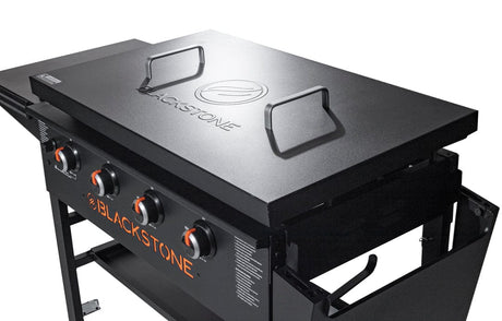 Blackstone Original 36inch Griddle Cooking Station lid closed