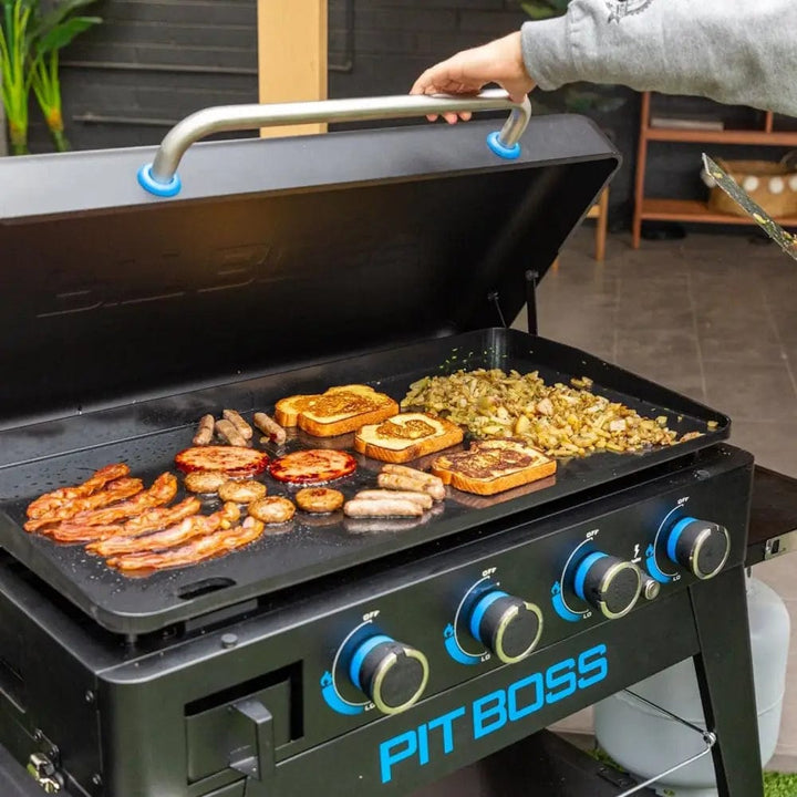 Pit Boss Grills | 4-Burner Ultimate Lift-Off Plancha + Free Tool Kit Gas Griddles