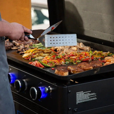 Pit Boss Grills | 5-Burner Ultimate Plancha + Free Tool Kit Gas Griddles