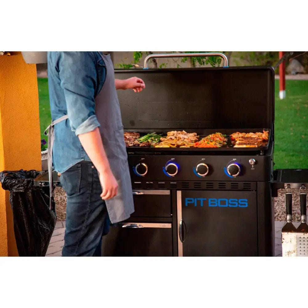 Pit Boss Grills | 5-Burner Ultimate Plancha + Free Tool Kit Gas Griddles