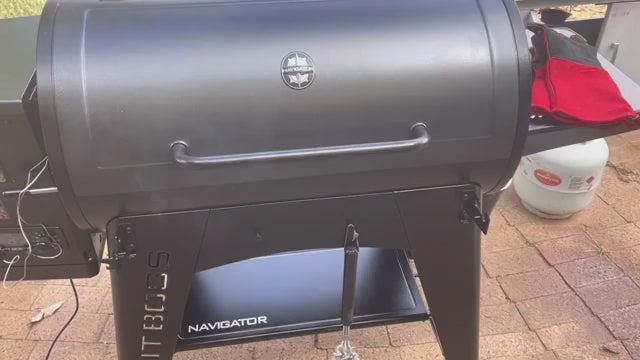 Pit Boss Grills | Pit Boss 1150G Navigator Series Grill + Free Gift