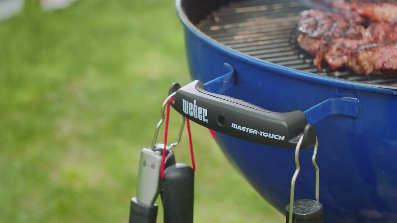 Weber GBS C-5750 Charcoal Barbecue unboxing and assembly video