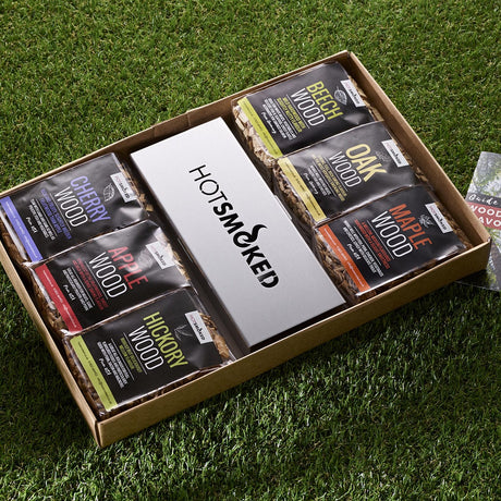 Hot Smoking Kit Woods Selection Box box open on grass