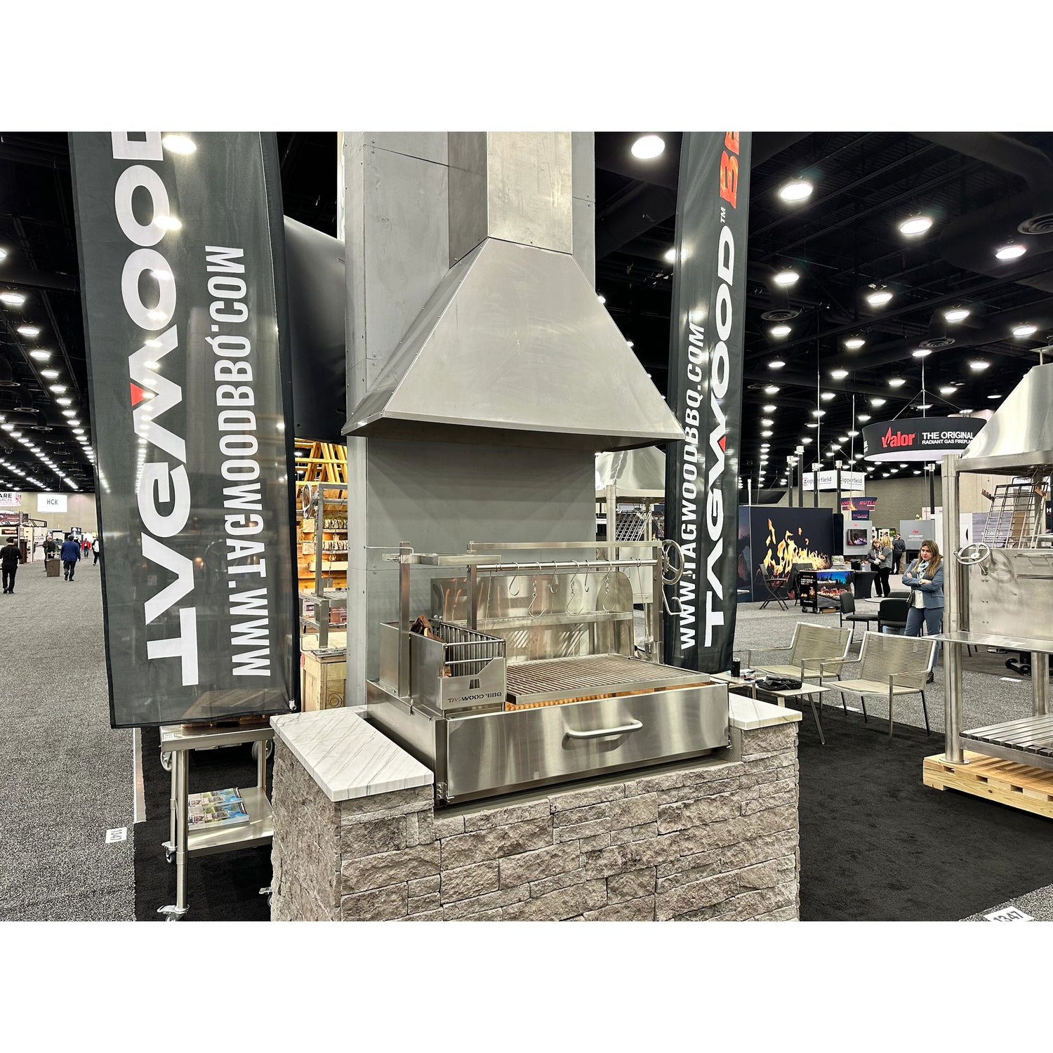 Tagwood BBQ | Argentine Wood Fire & Charcoal Gaucho Grill | BBQ25SS